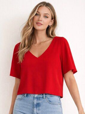 $85 Babaton Randy Blouse Red Short Sleeve V-Neck Minimalist Top Size M